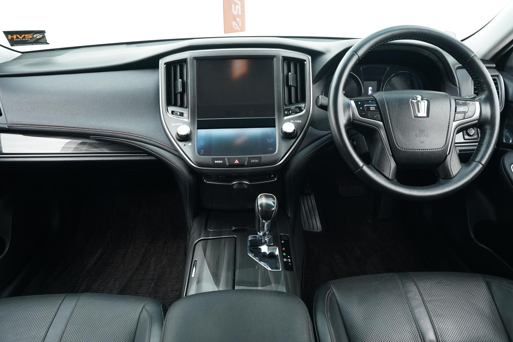 Toyota Crown HYBRID ATHLETE S