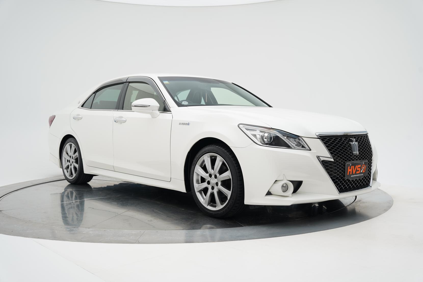 Toyota Crown HYBRID ATHLETE S