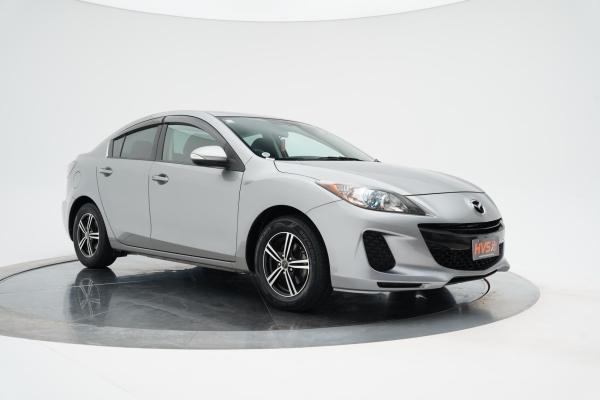Mazda Axela 2.0 20C Skyactive