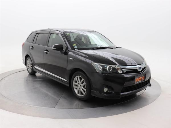 Toyota Corolla Fielder Hybrid G 