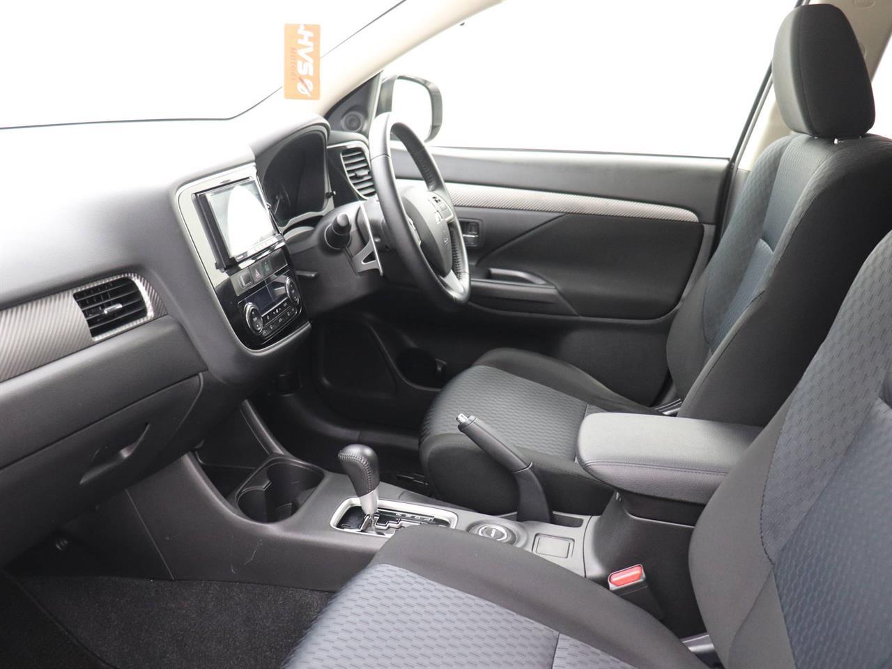 Mitsubishi Outlander 2.4 24G 4WD 7 Seater