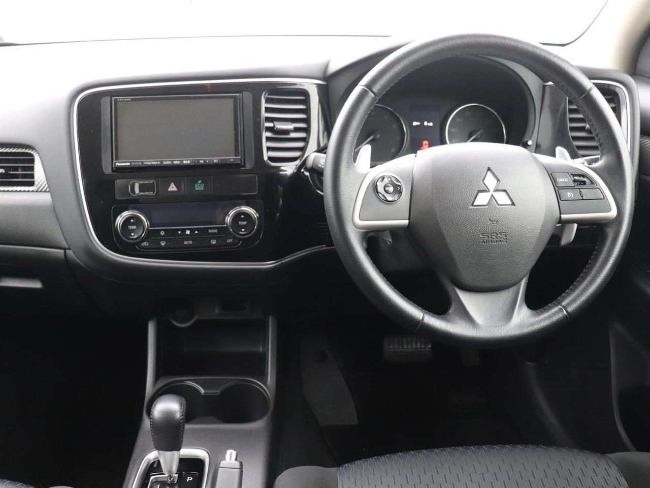 Mitsubishi Outlander 2.4 24G 4WD 7 Seater