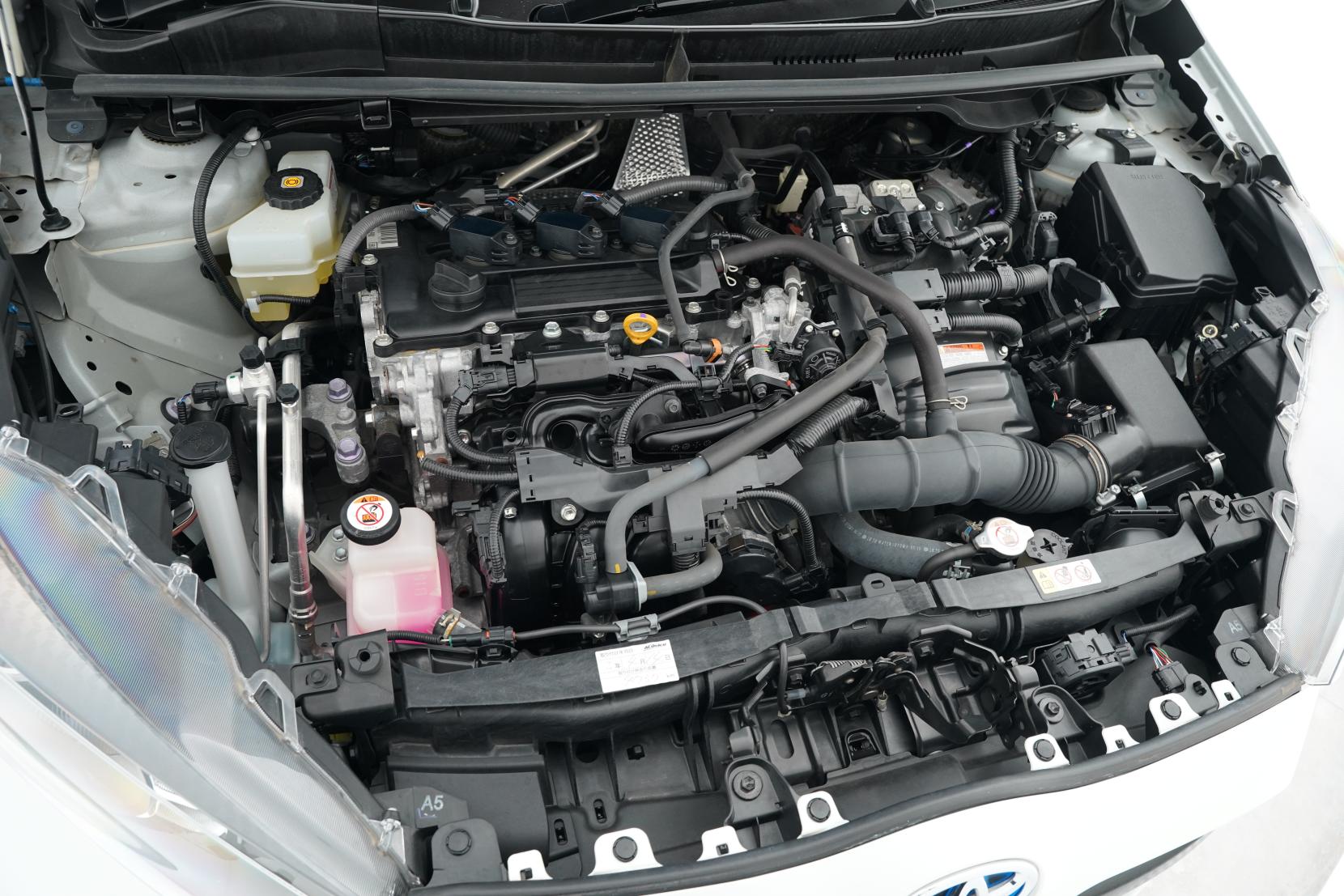 Toyota Yaris 1.5 Hybrid X