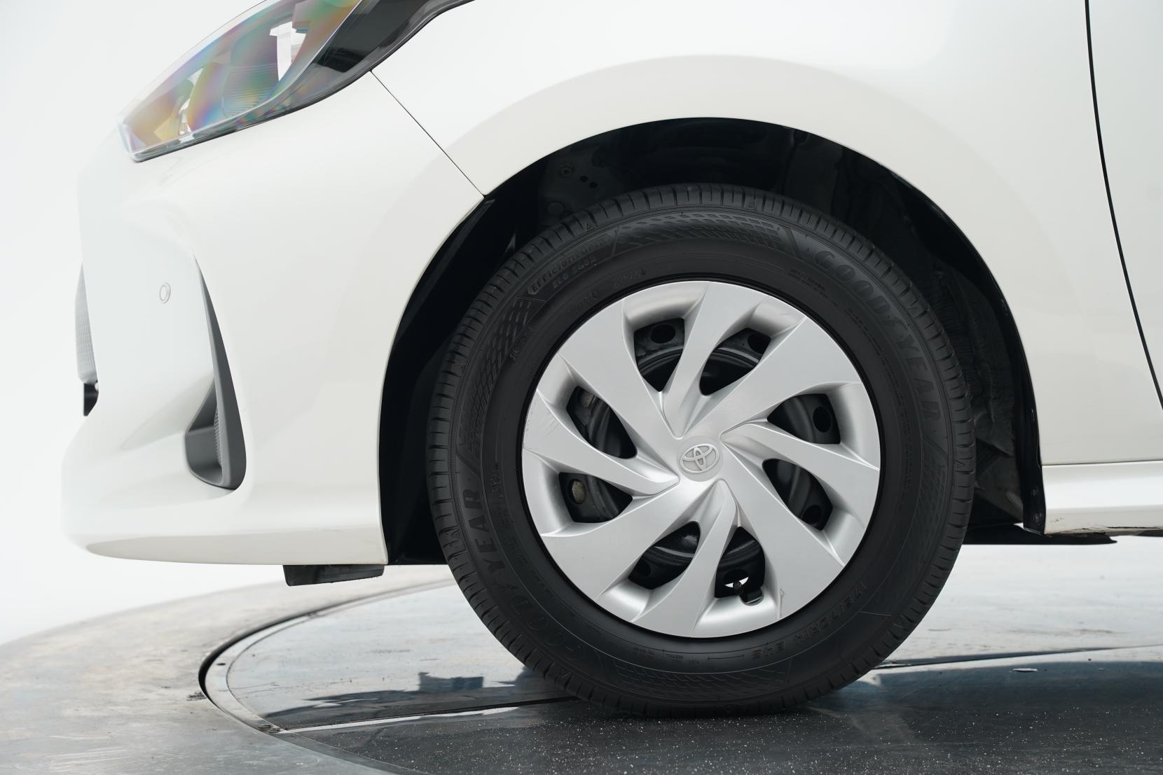 Toyota Yaris 1.5 Hybrid X