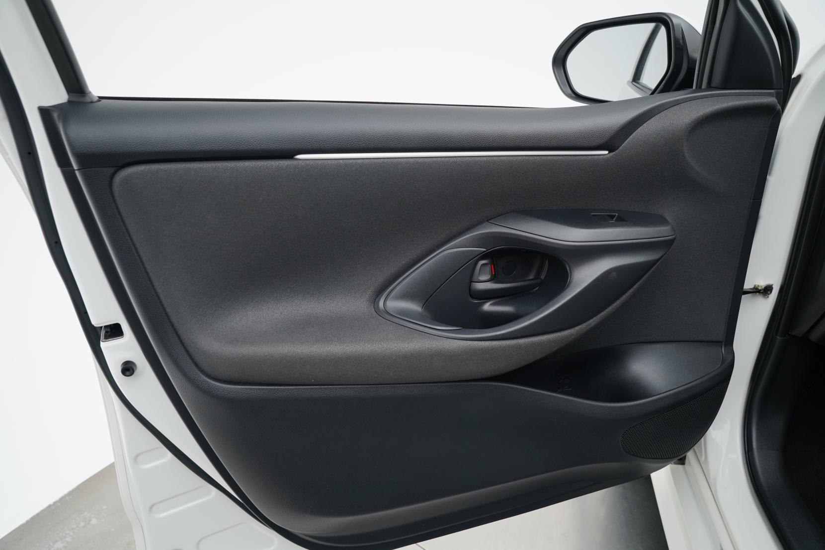 Toyota Yaris 1.5 Hybrid X