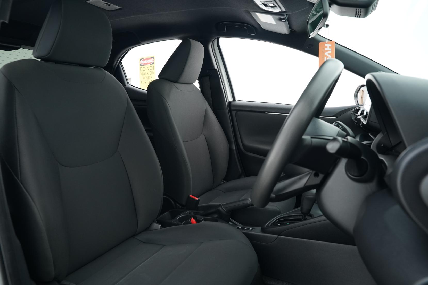 Toyota Yaris 1.5 Hybrid X