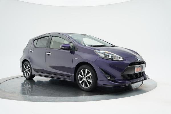 Toyota Aqua 1.5 S FACELIFT