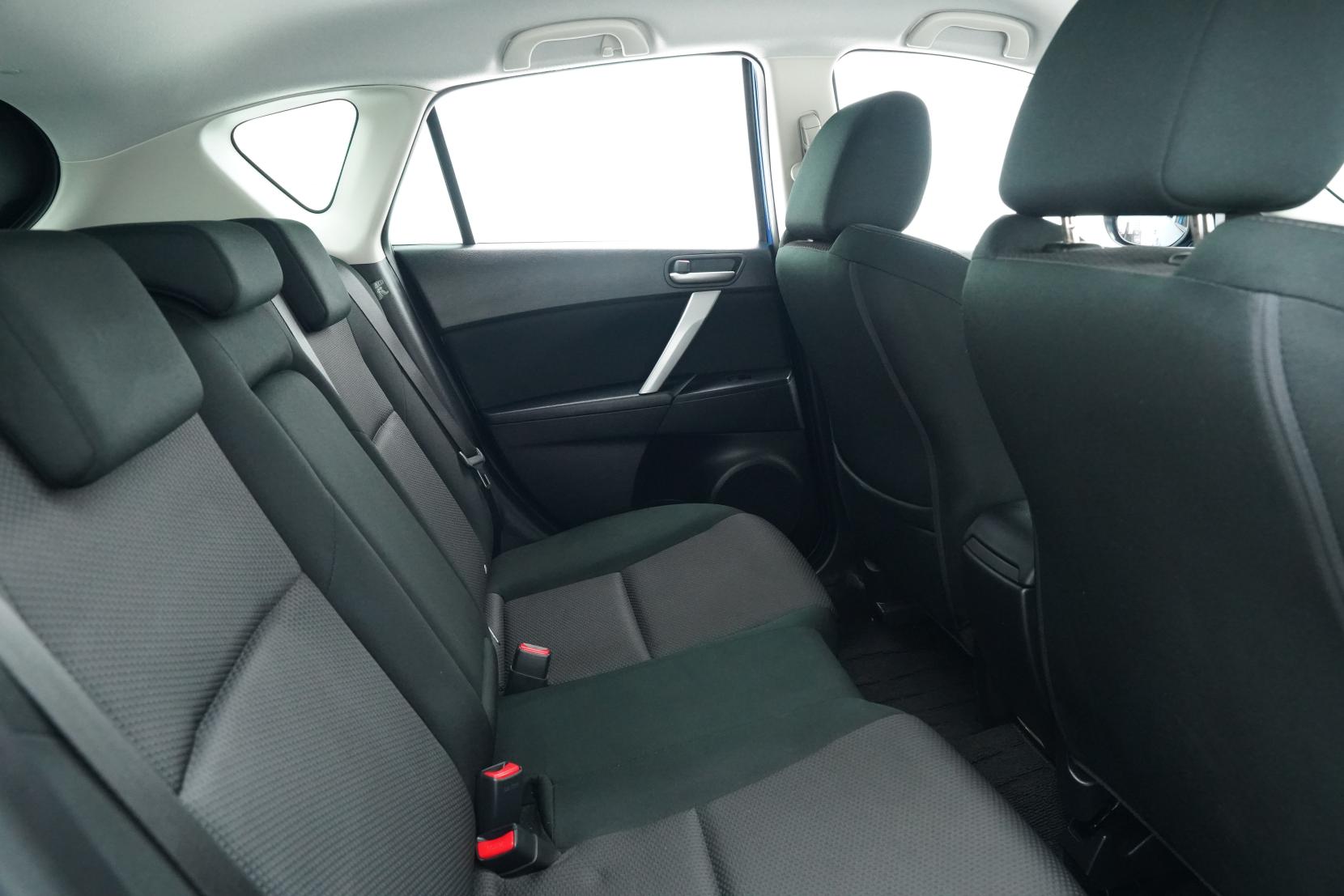 Mazda Axela Sport 20S Skyactiv