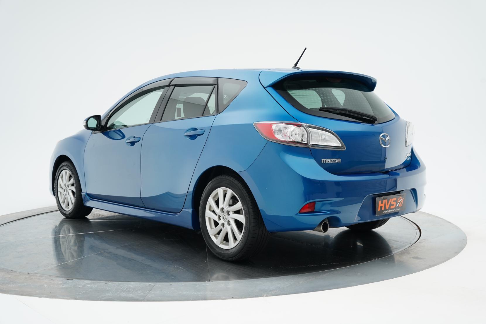 Mazda Axela Sport 20S Skyactiv