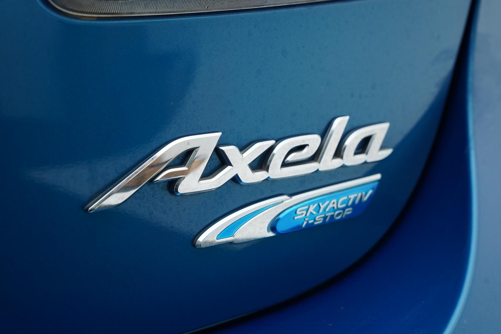 Mazda Axela Sport 20S Skyactiv