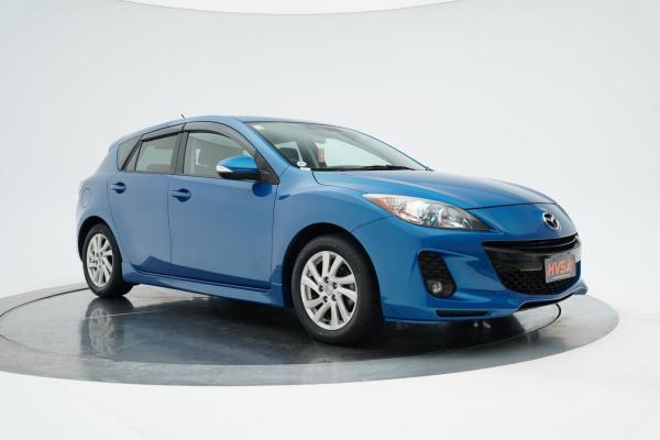 Mazda Axela Sport 20S Skyactiv