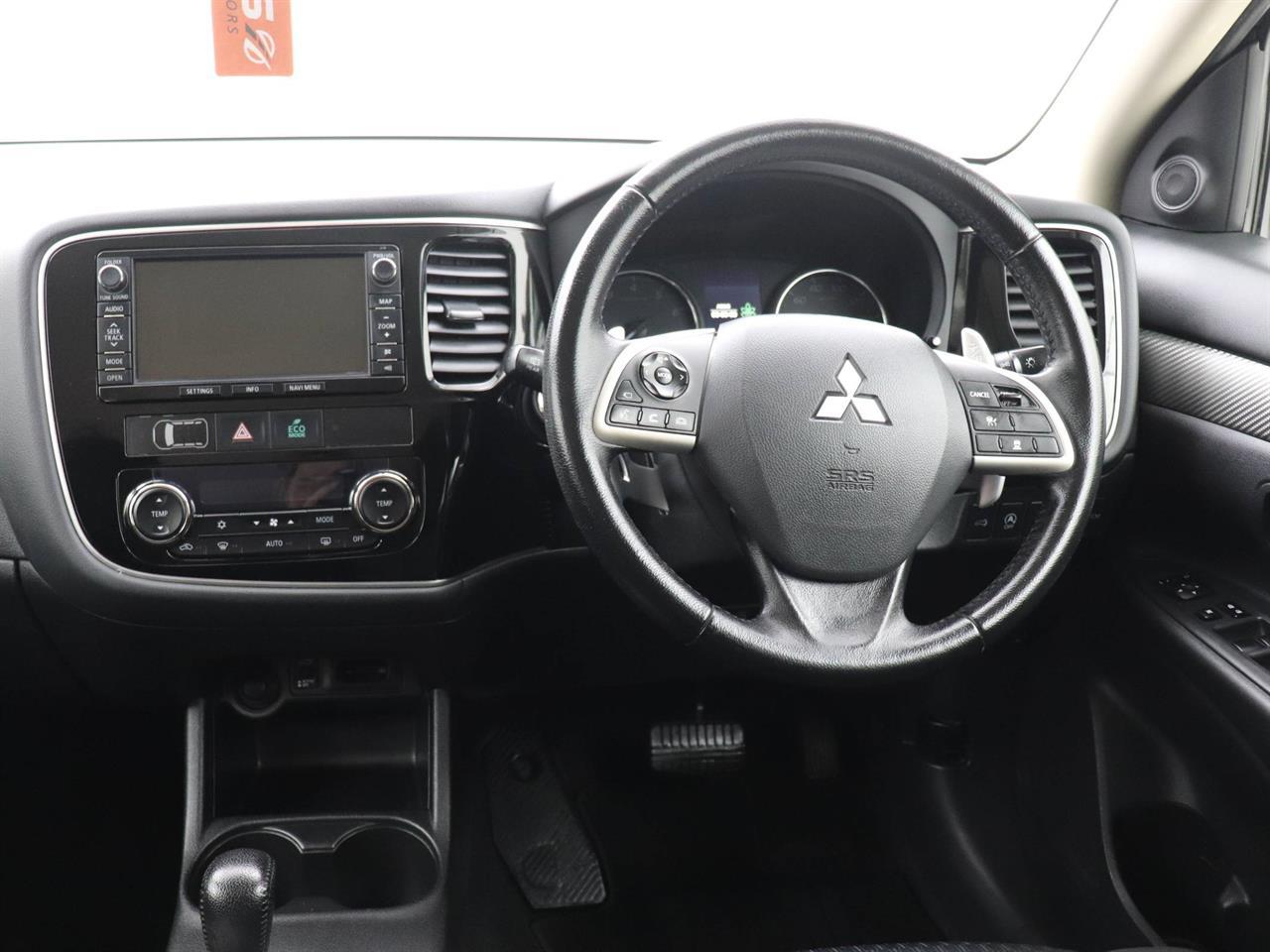 Mitsubishi Outlander 2.4 24G 4WD 7 Seater 