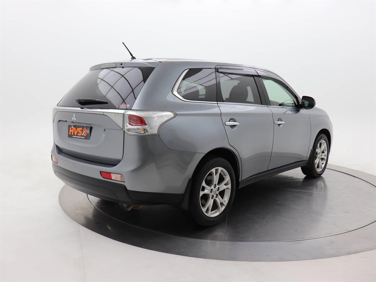 Mitsubishi Outlander 2.4 24G 4WD 7 Seater 