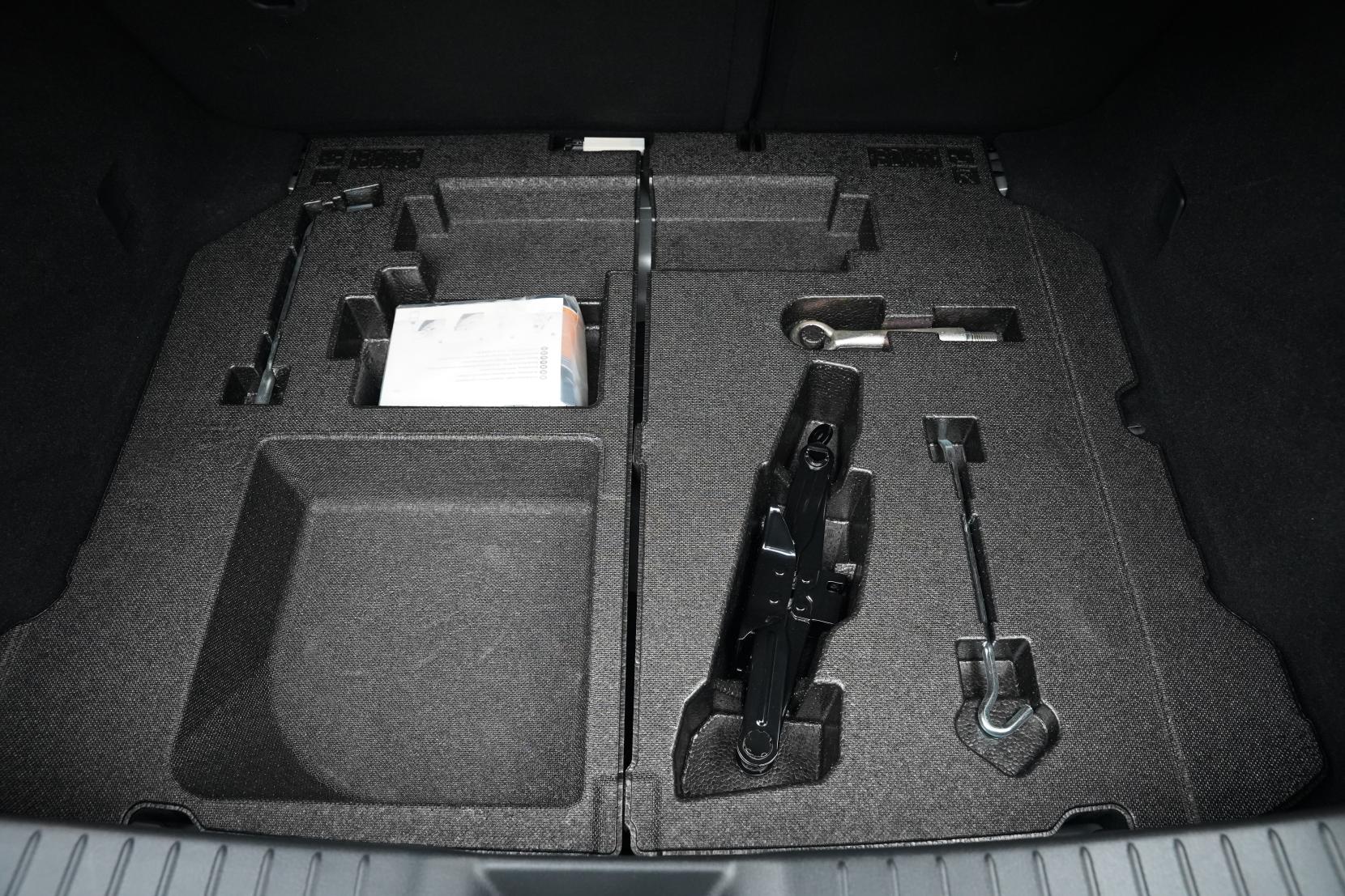 Mazda 3 2.0 Fastback 20S L