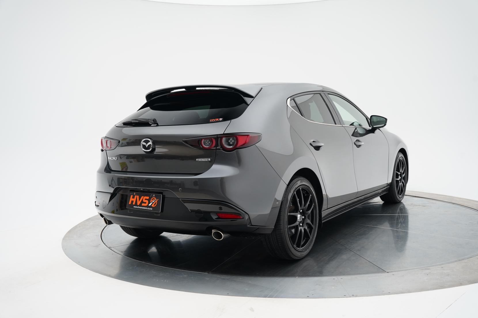Mazda 3 2.0 Fastback 20S L