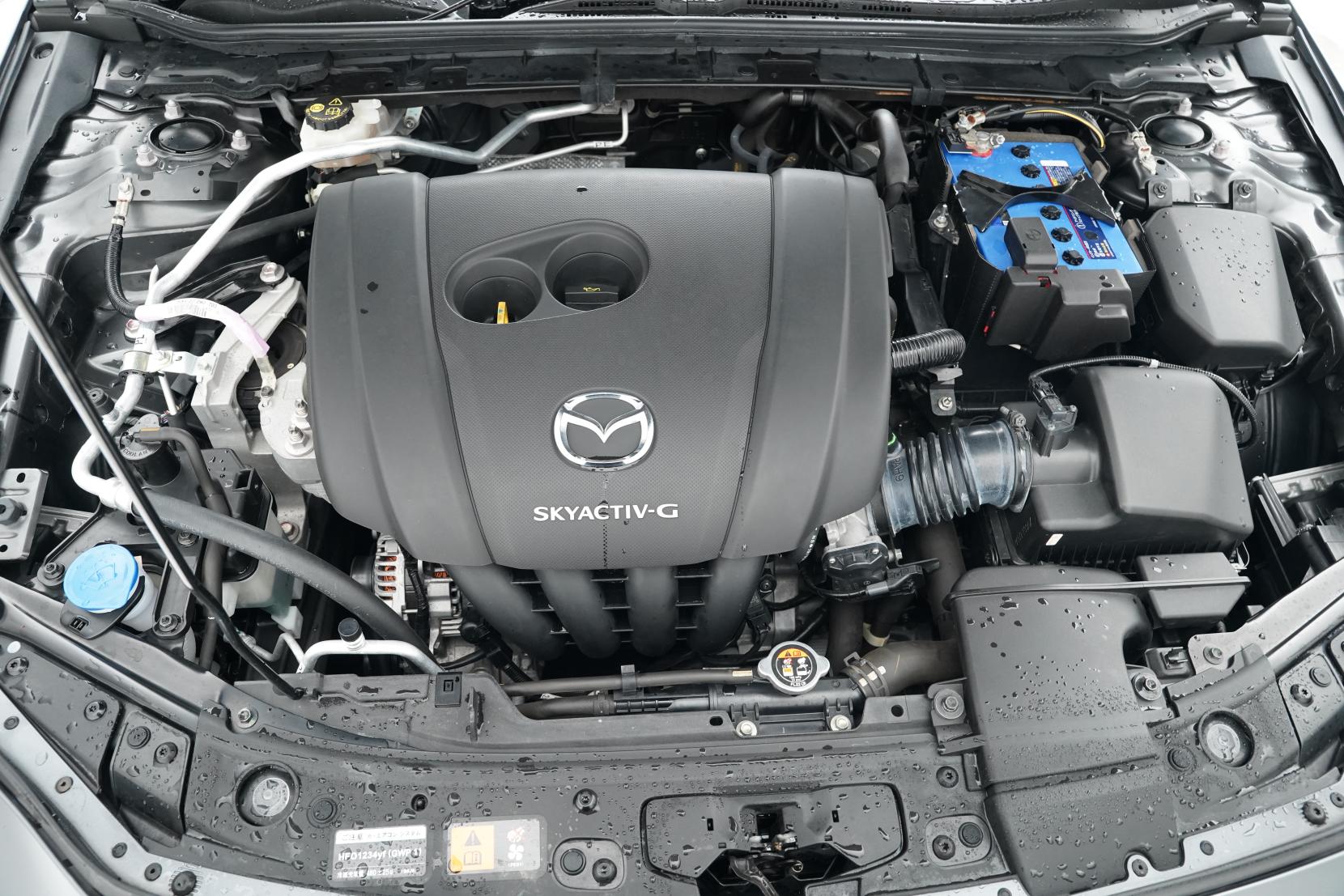 Mazda 3 2.0 Fastback 20S L