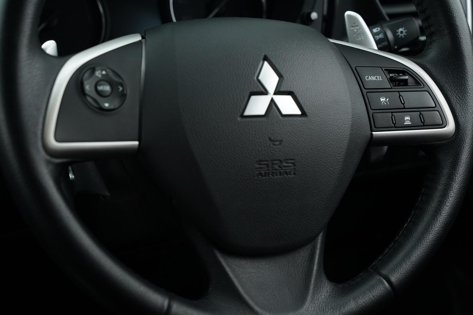 Mitsubishi Outlander 2.4 PHEV PHEV G PREMIUM PACKAGE 4WD