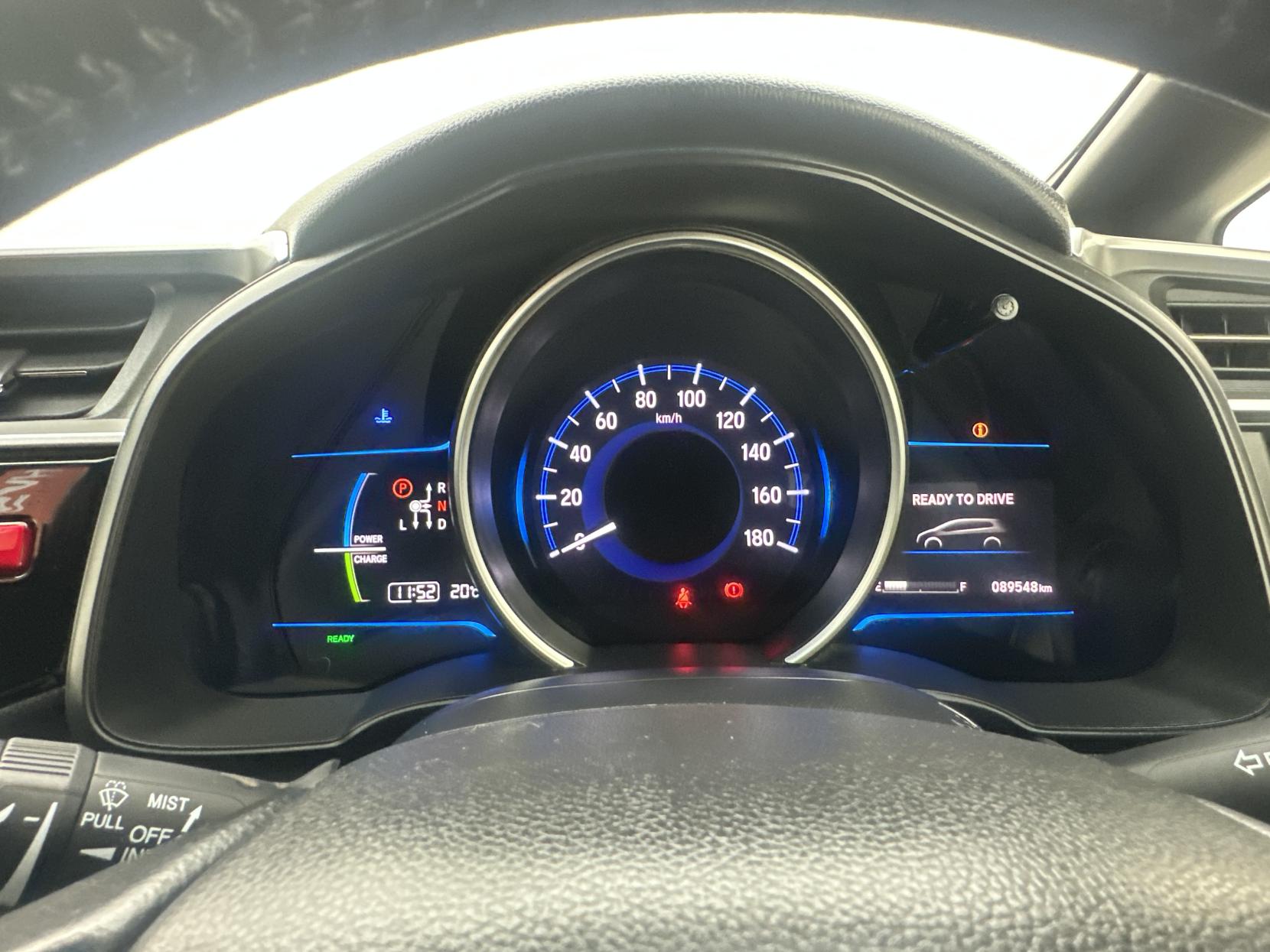 Honda Fit HYBRID S PACKAGE