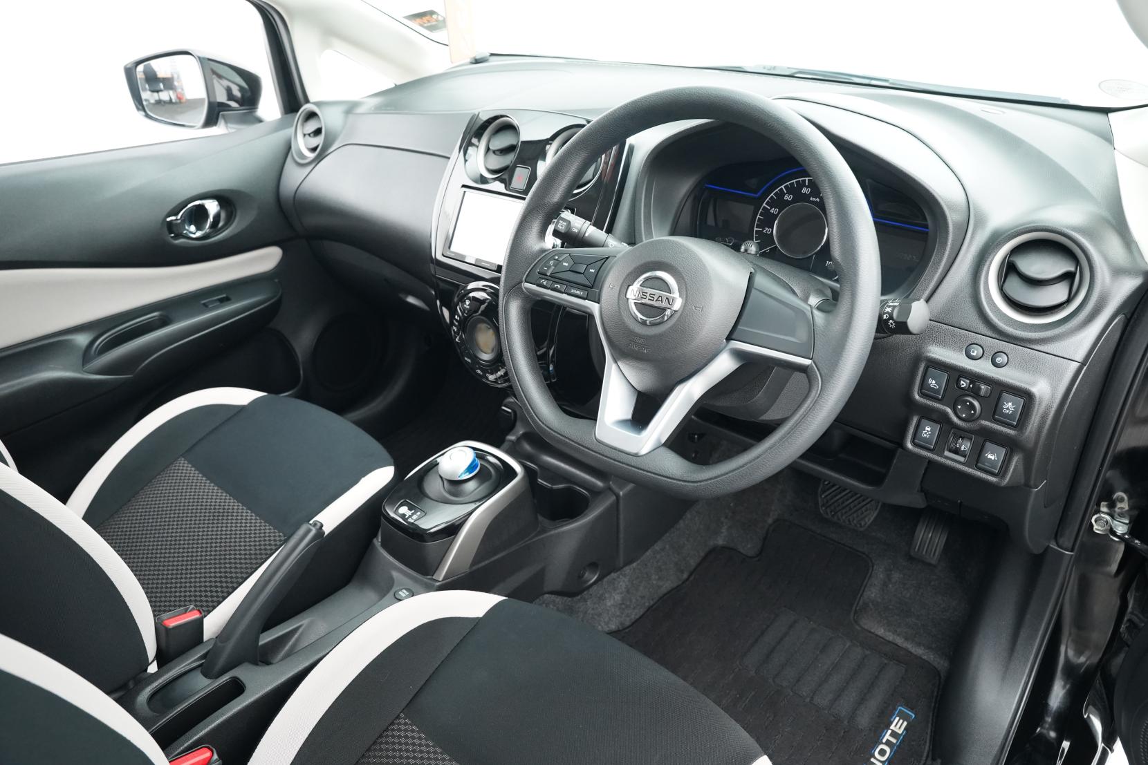 Nissan Note E-Power X Hybrid