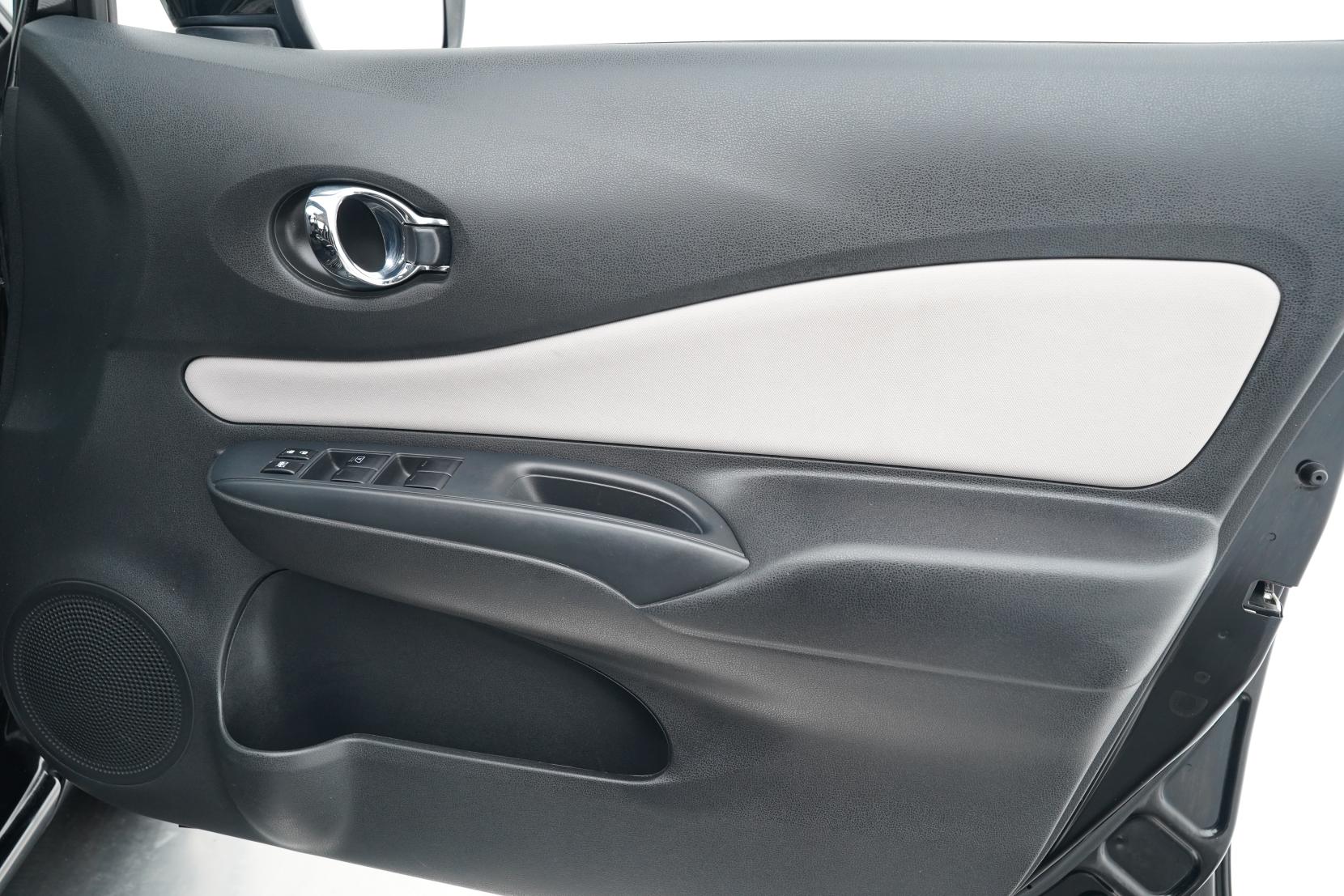 Nissan Note E-Power X Hybrid