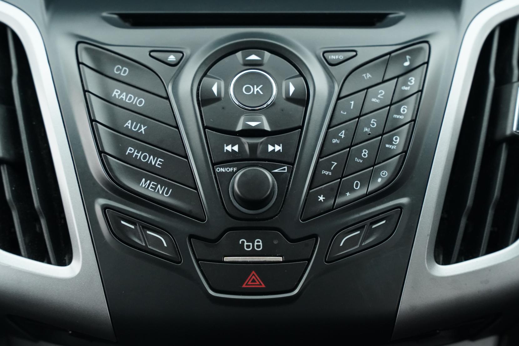 Ford Focus TREND 2.0 AUTO HATCH