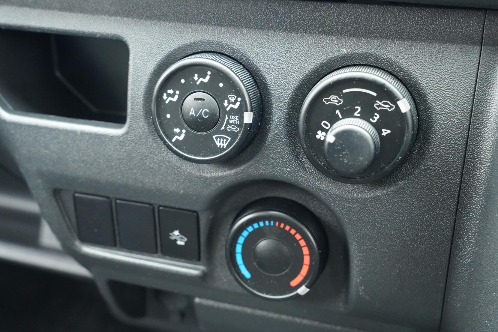 Toyota Hiace 2.8 Diesel DX