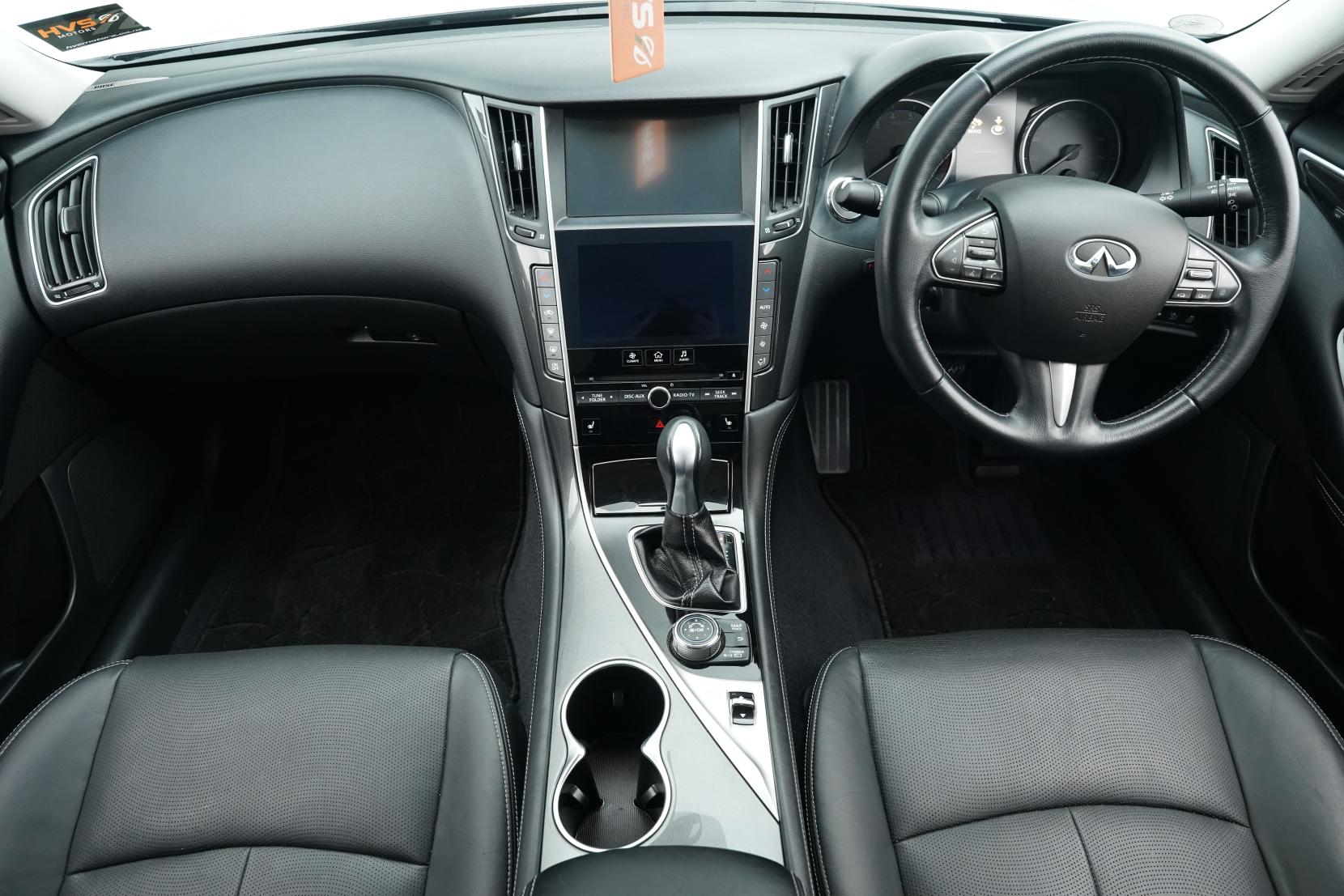 Nissan Skyline 3.5 350GT Leather