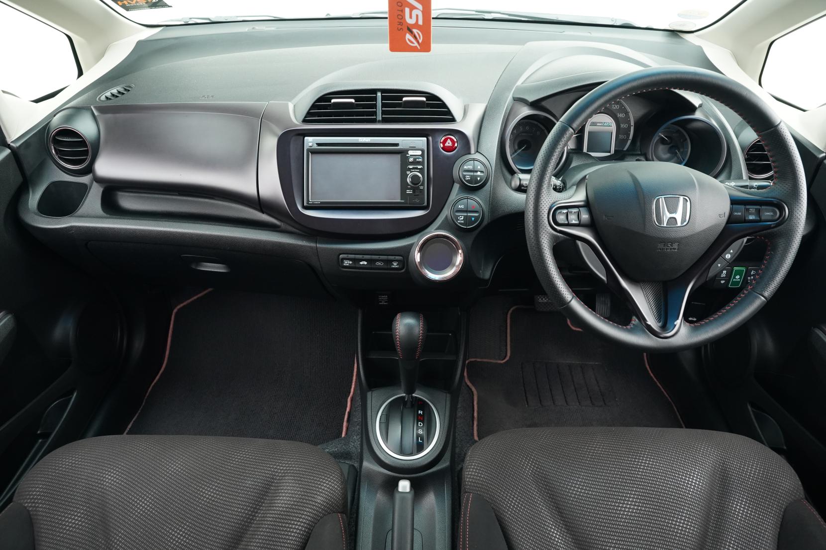 Honda Fit 1.3 HYBRID SHES