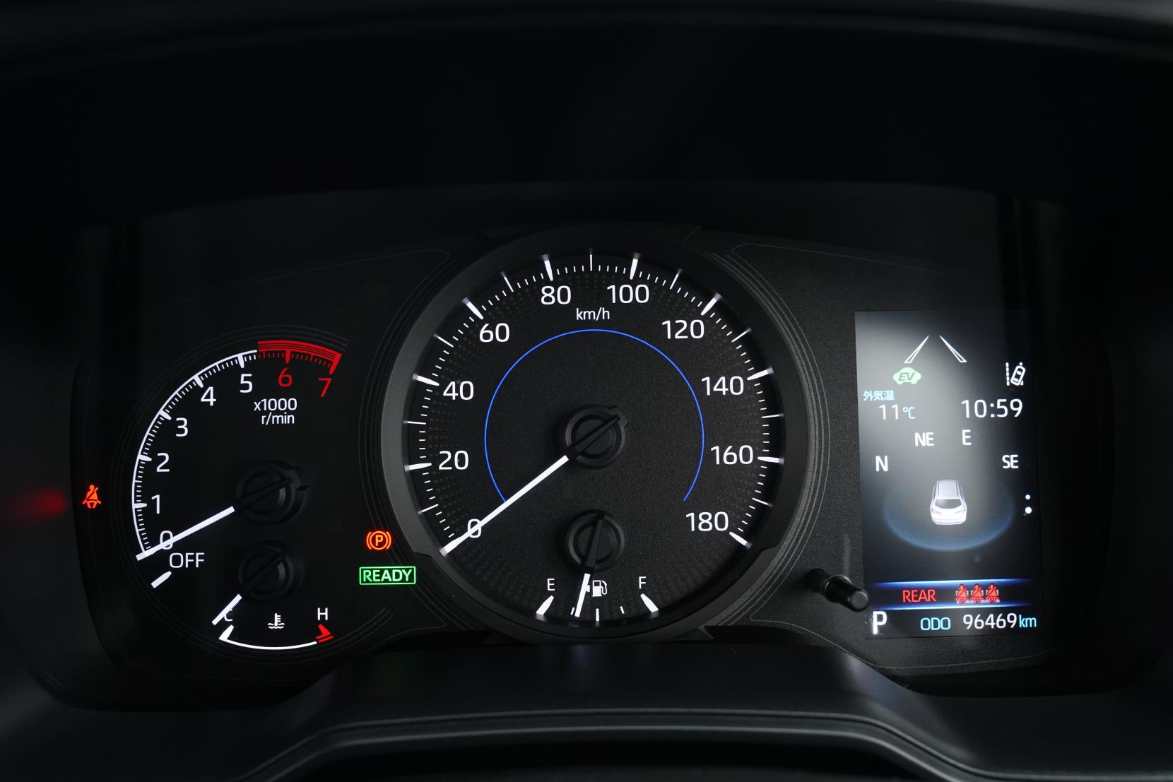 Toyota Corolla Touring Hybrid G-X