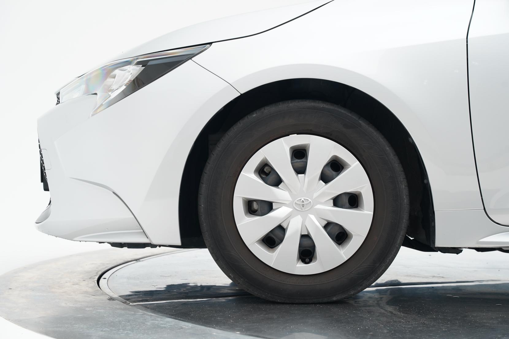Toyota Corolla Touring Hybrid G-X