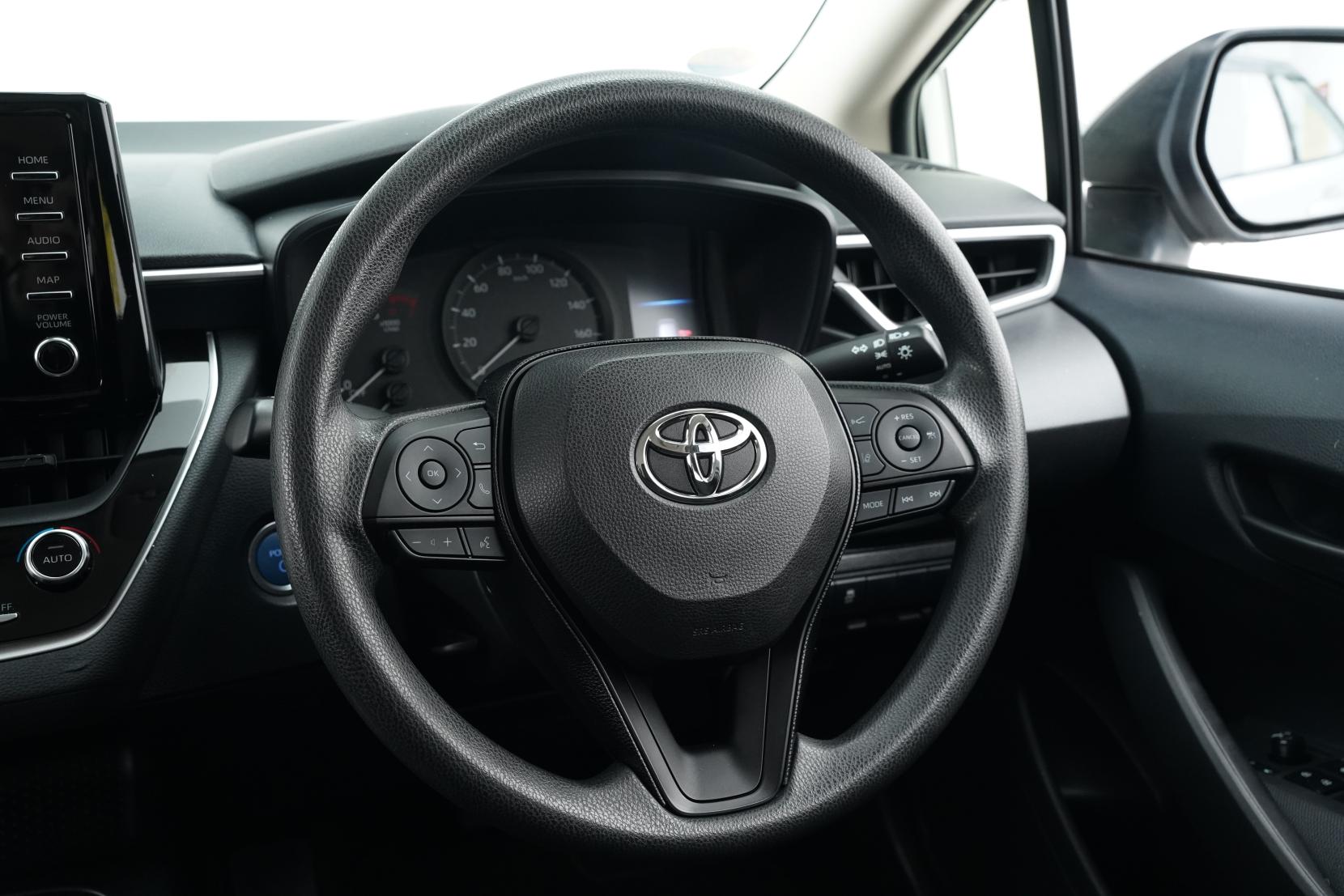 Toyota Corolla Touring Hybrid G-X