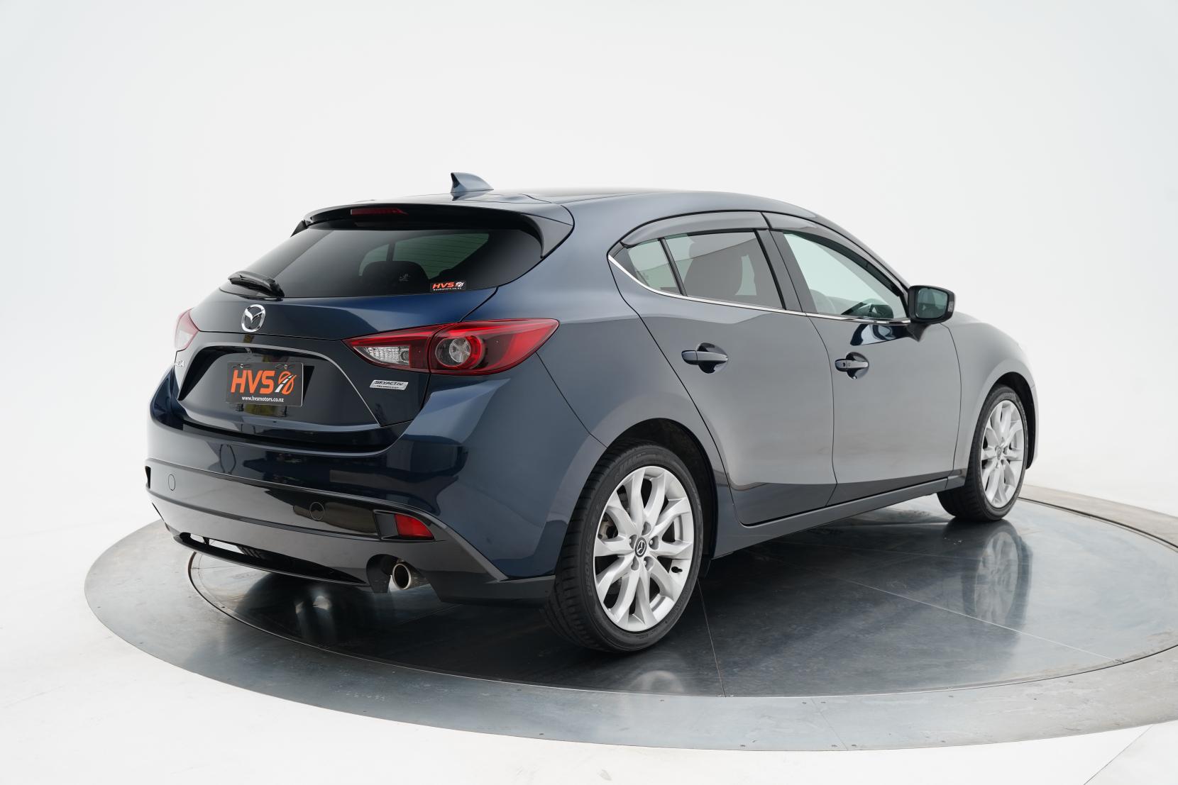 Mazda Axela 2.0 Sport 20S Touring L Package
