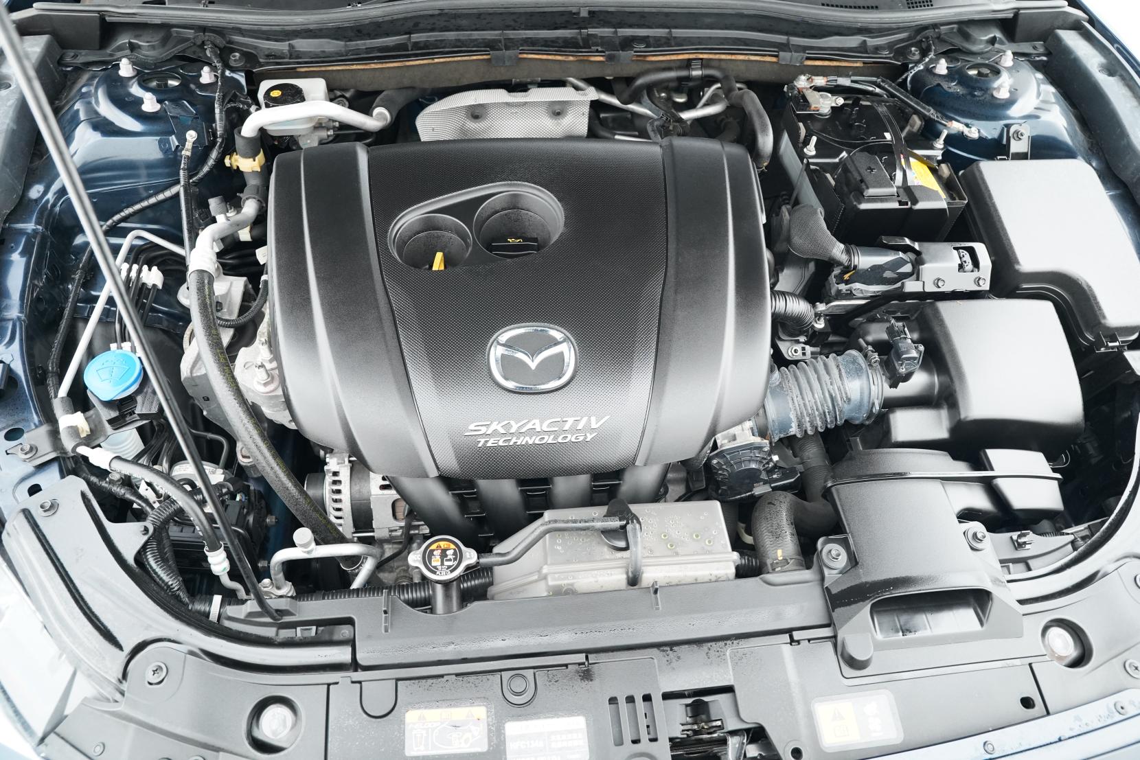 Mazda Axela 2.0 Sport 20S Touring L Package