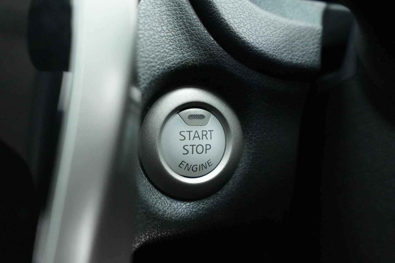 Nissan Note (2004–present) 1.2 X Emergency Brake 