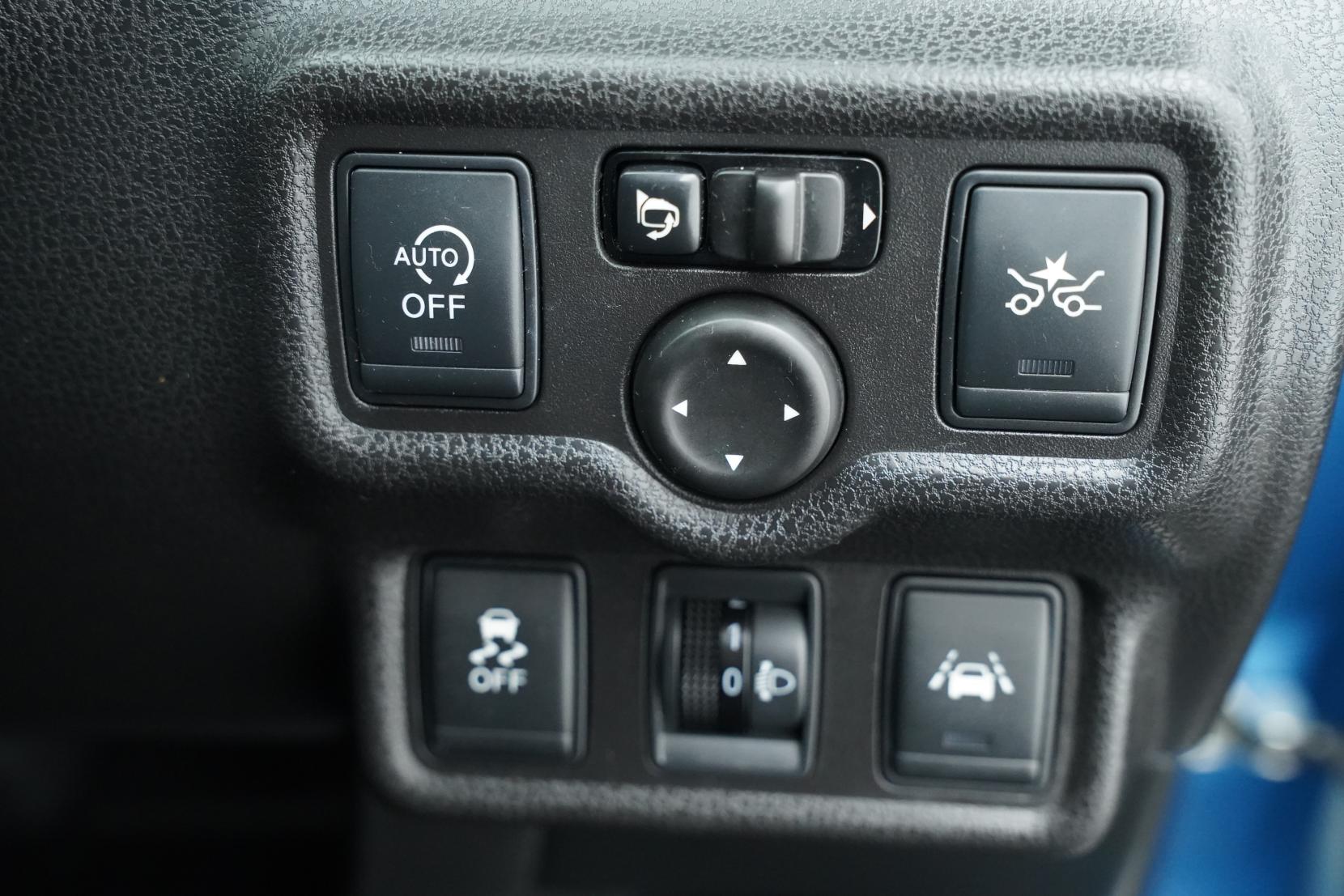 Nissan Note (2004–present) 1.2 X Emergency Brake 