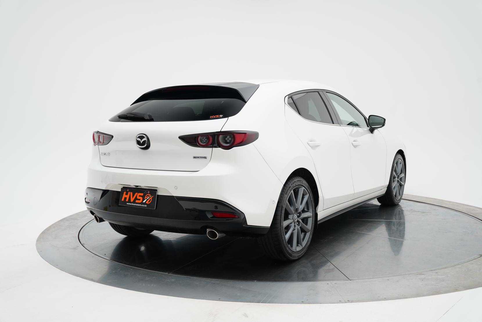 Mazda 3 2.0 Fastback 20S L