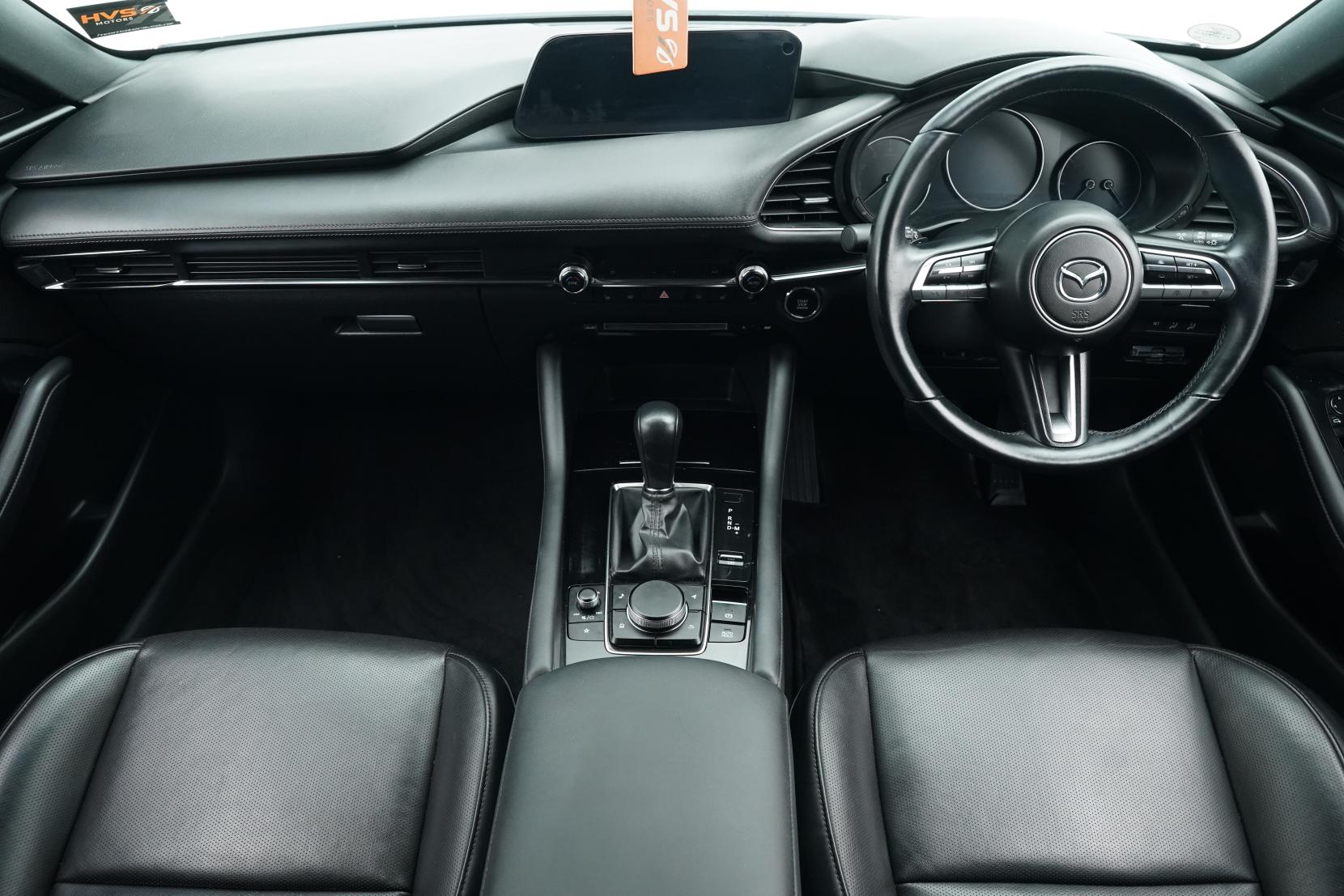 Mazda 3 2.0 Fastback 20S L