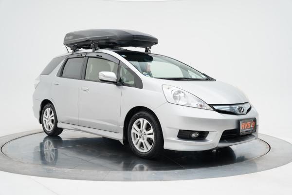 Honda Fit 1.3 Shuttle Hybrid Premium