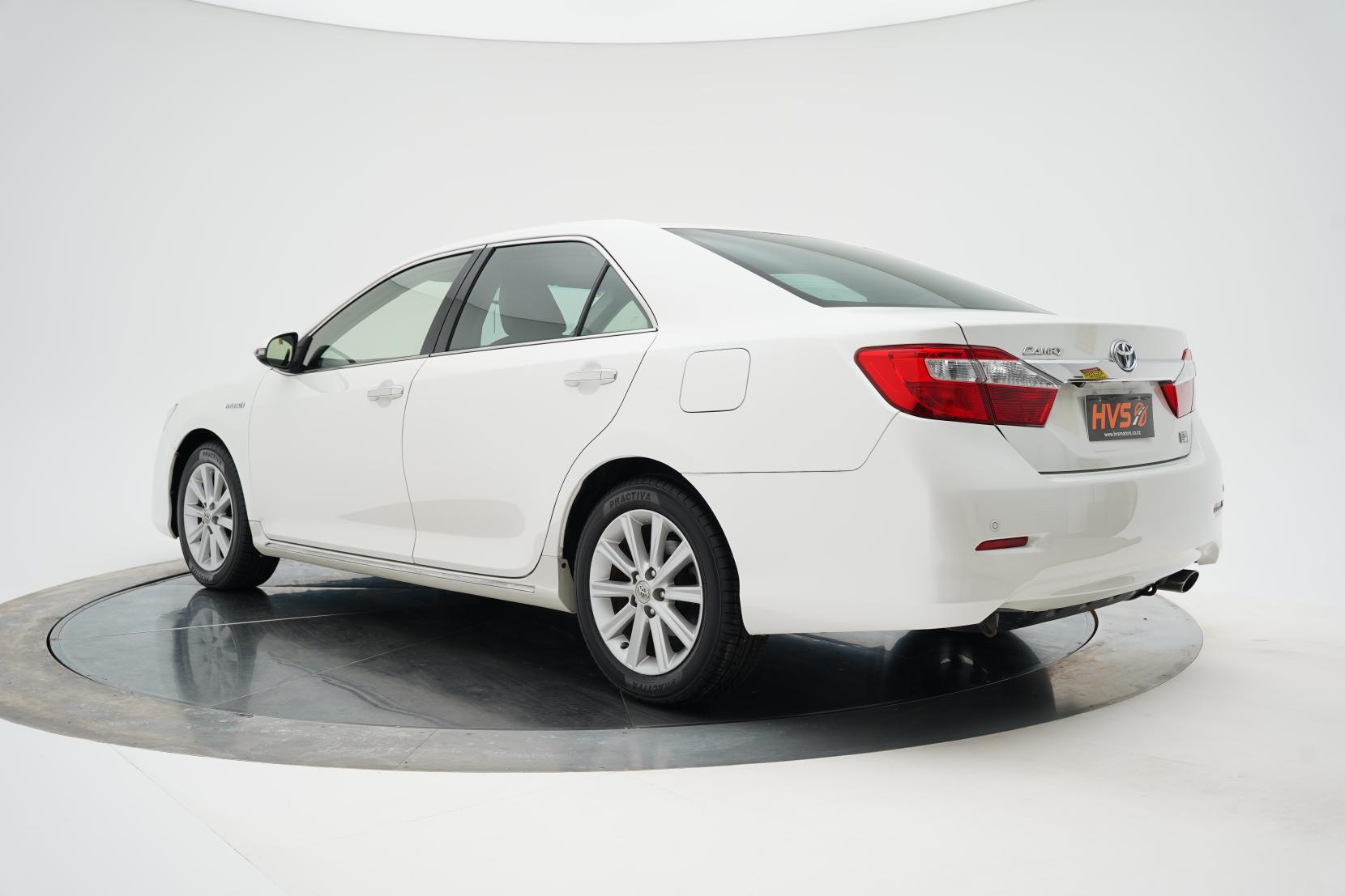 Toyota Camry HYBRID LEATHER PACKAGE