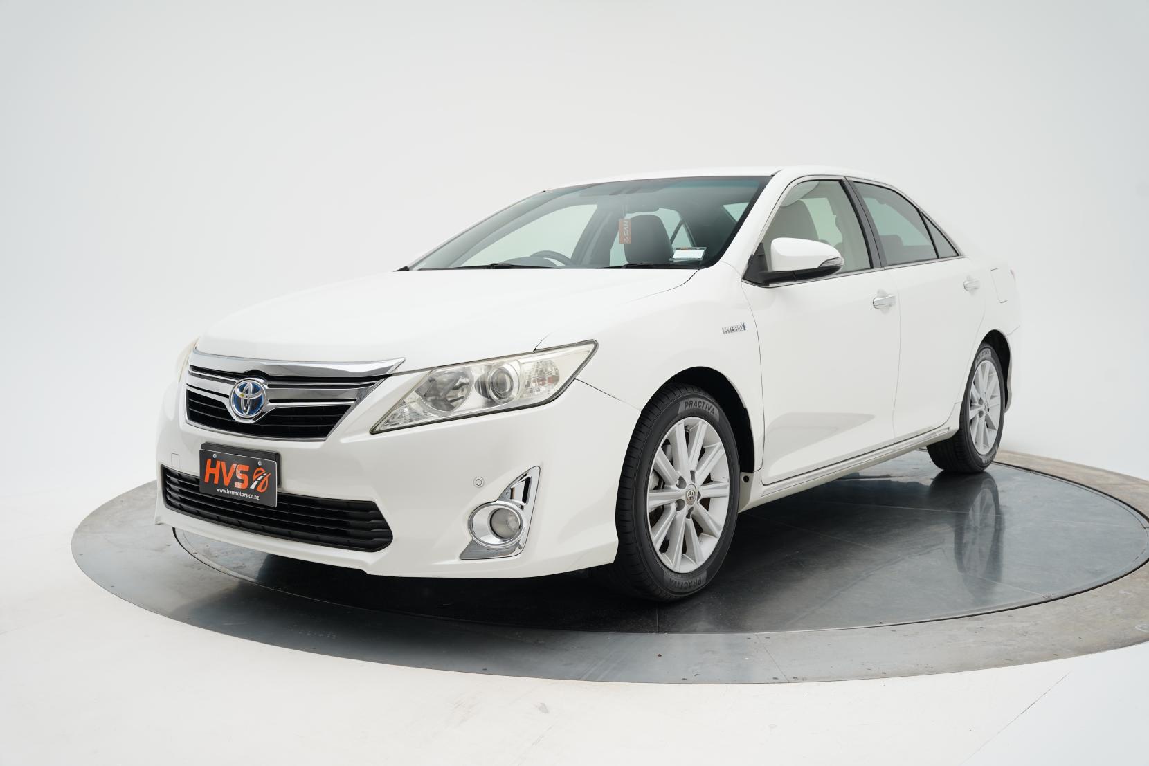 Toyota Camry HYBRID LEATHER PACKAGE