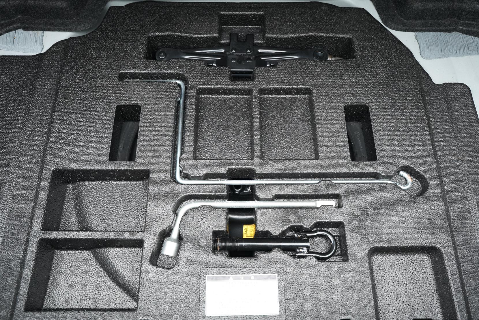 Toyota Camry HYBRID LEATHER PACKAGE