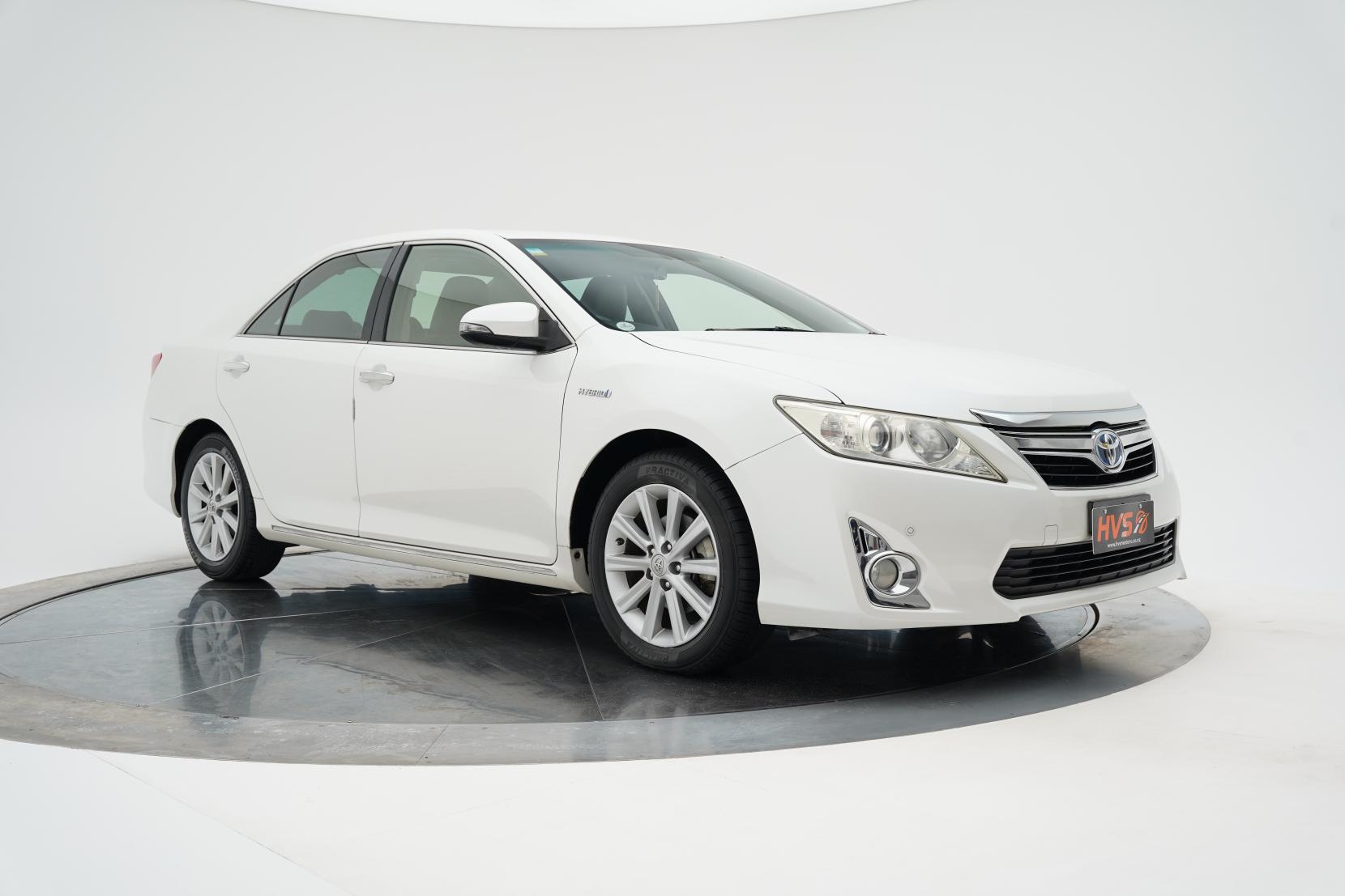 Toyota Camry HYBRID LEATHER PACKAGE
