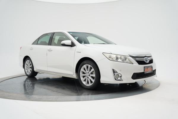 Toyota Camry HYBRID LEATHER PACKAGE