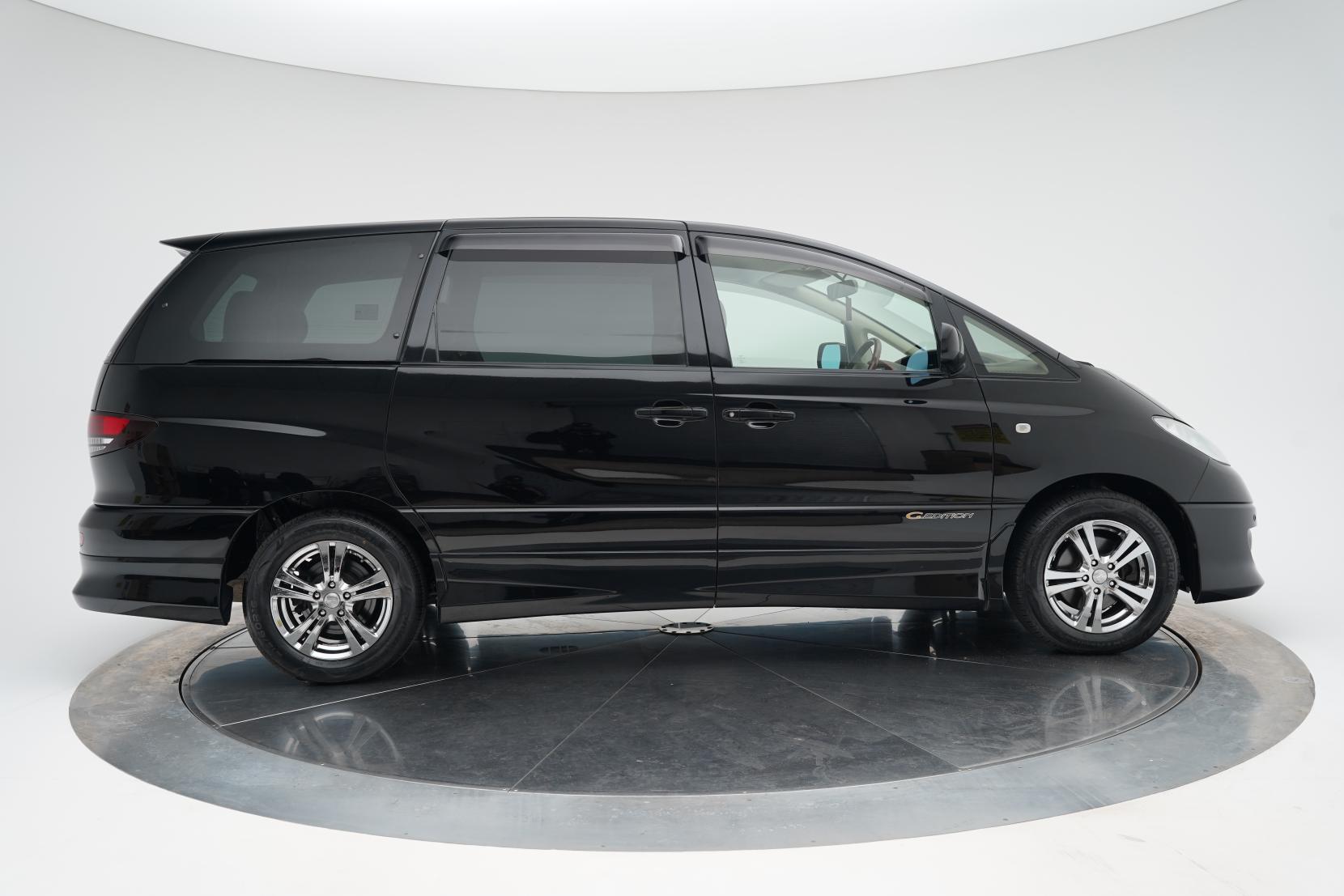 Toyota Estima 2.4 Aeras 4WD 8 Seater