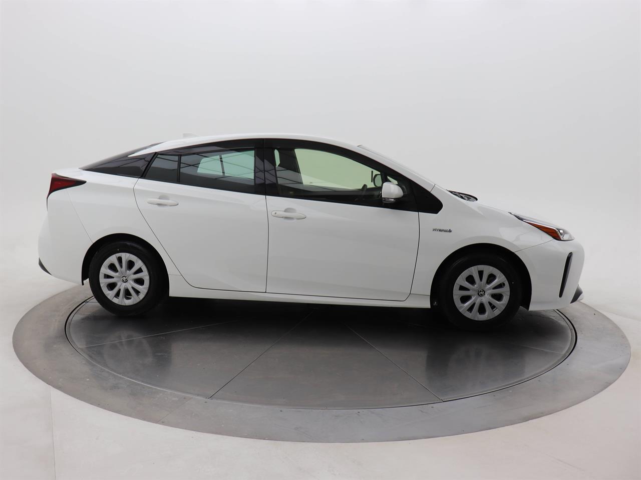 Toyota Prius 1.8 Hybrid S