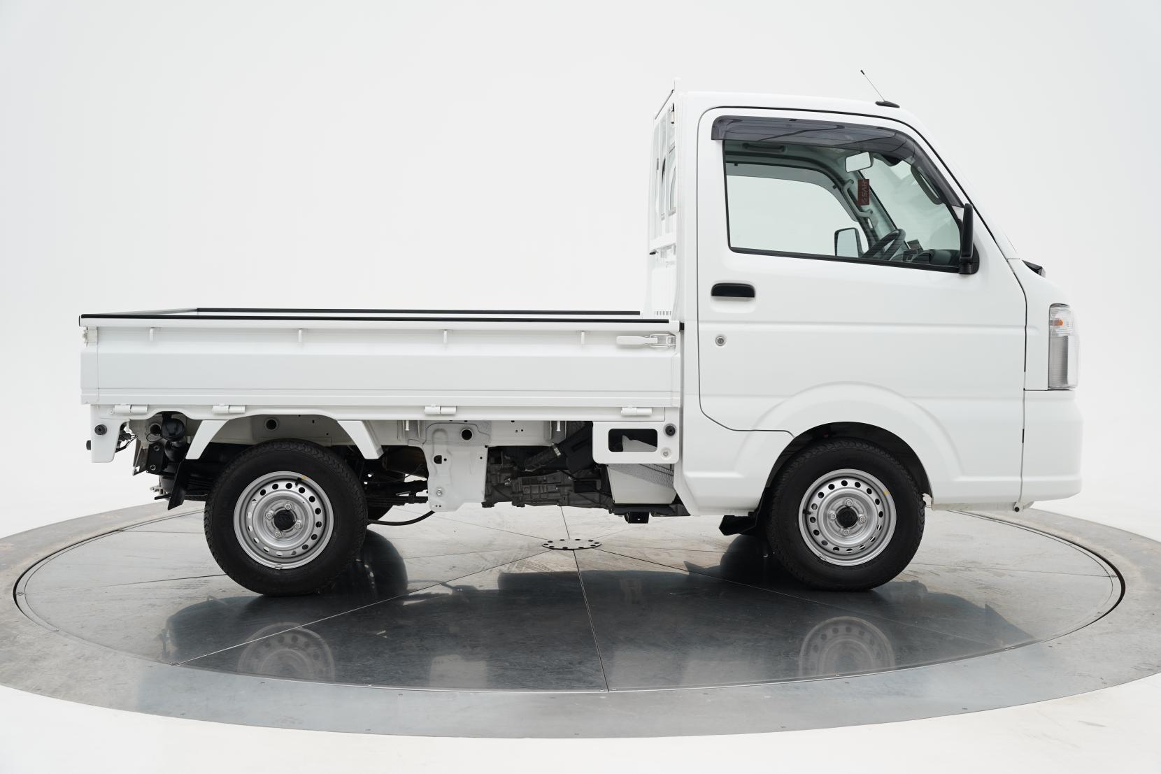 Suzuki CARRY 0.7 4WD Manual 660cc