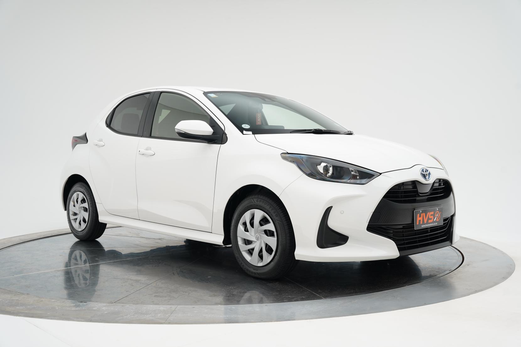 Toyota Yaris Hybrid X