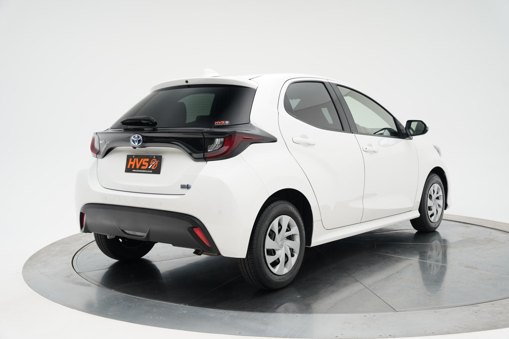 Toyota Yaris Hybrid X