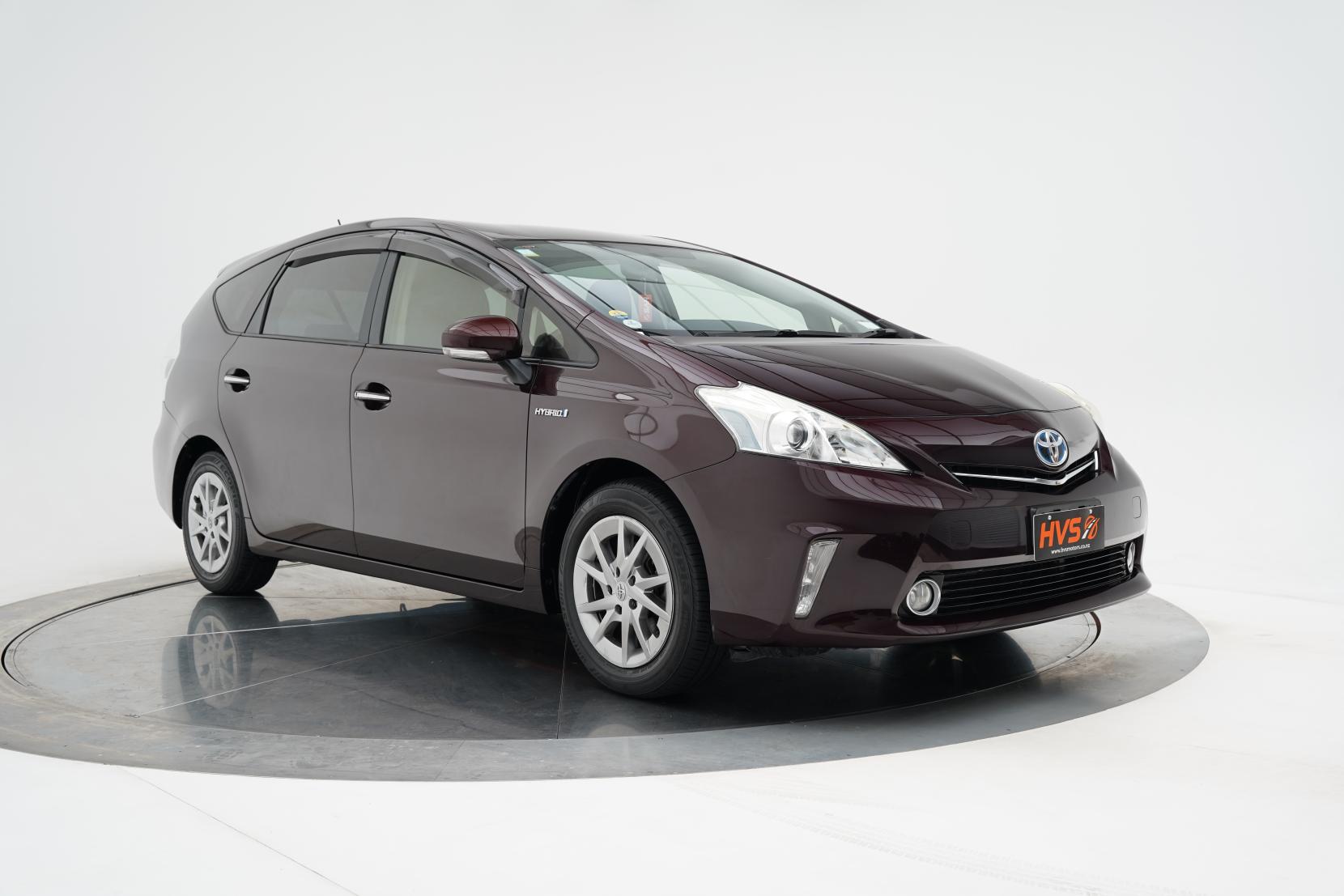 Toyota Prius 1.8 ALPHA S TUNE BLACK