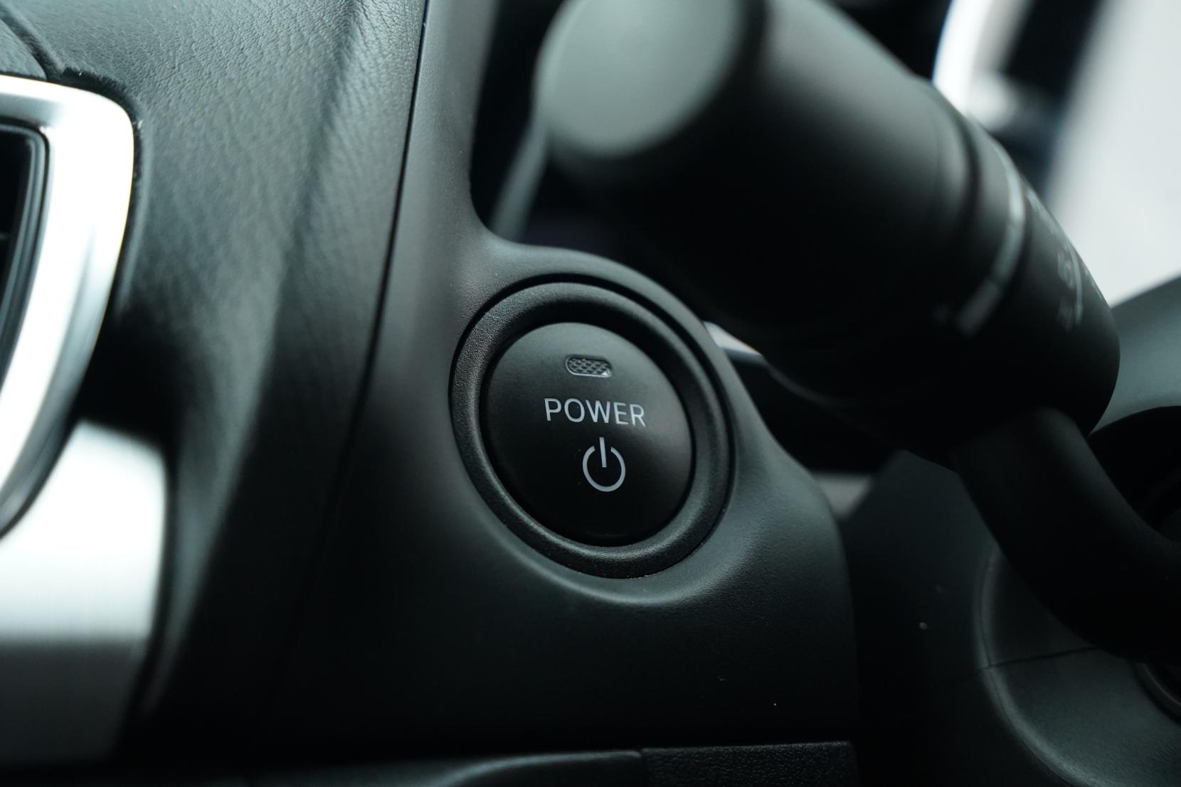 Mazda Axela HYBRID-S L PACKAGE
